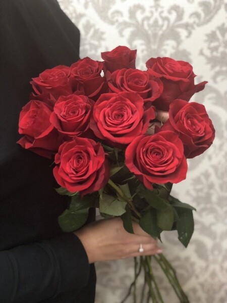Букет из 11 красных роз